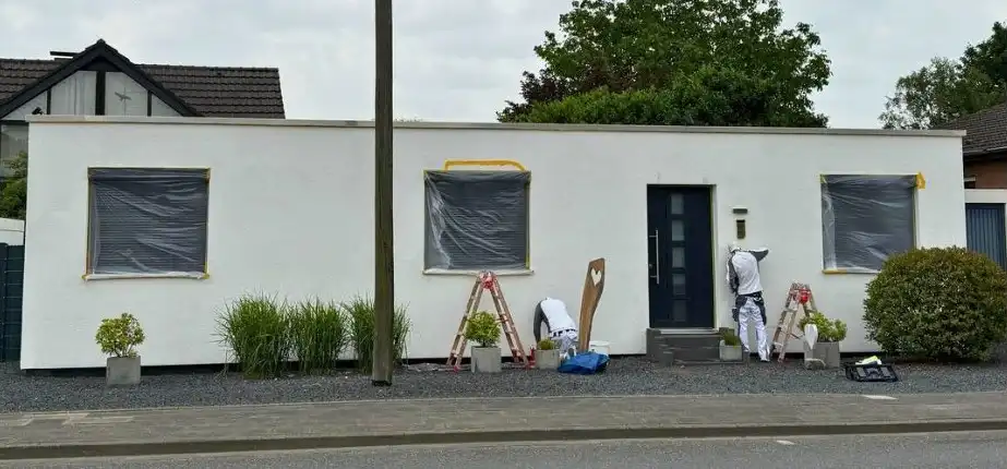Bungalow vor dem Anstrich